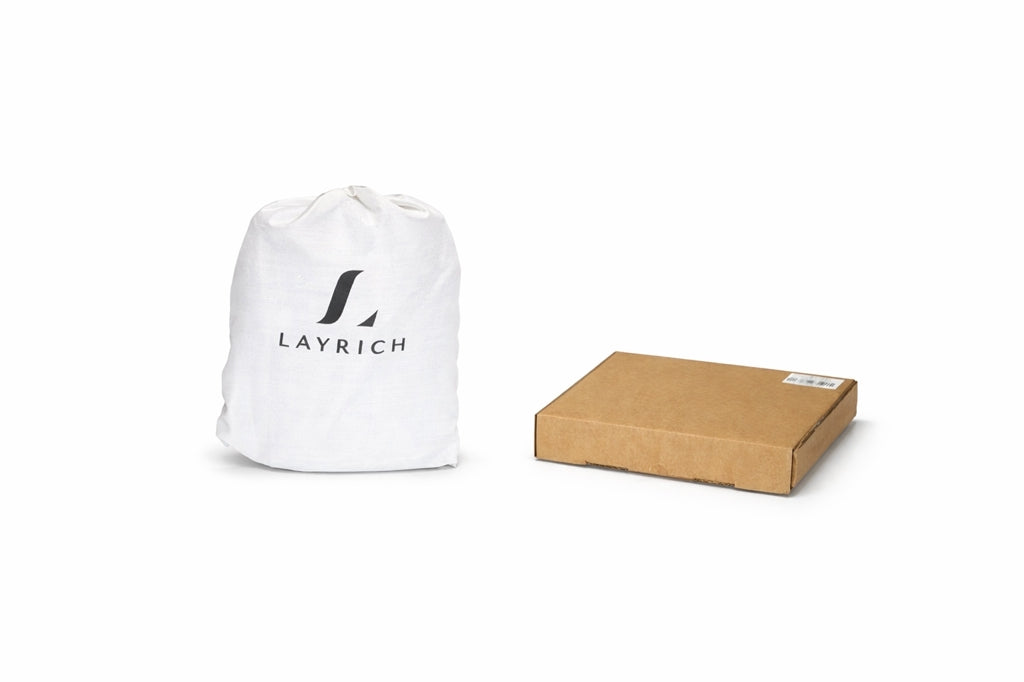 Layrich 專屬防塵袋＋極簡外盒包裝